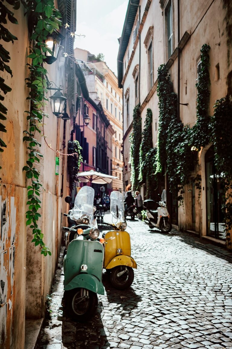 An iconic image of the beauty of Rome streets.