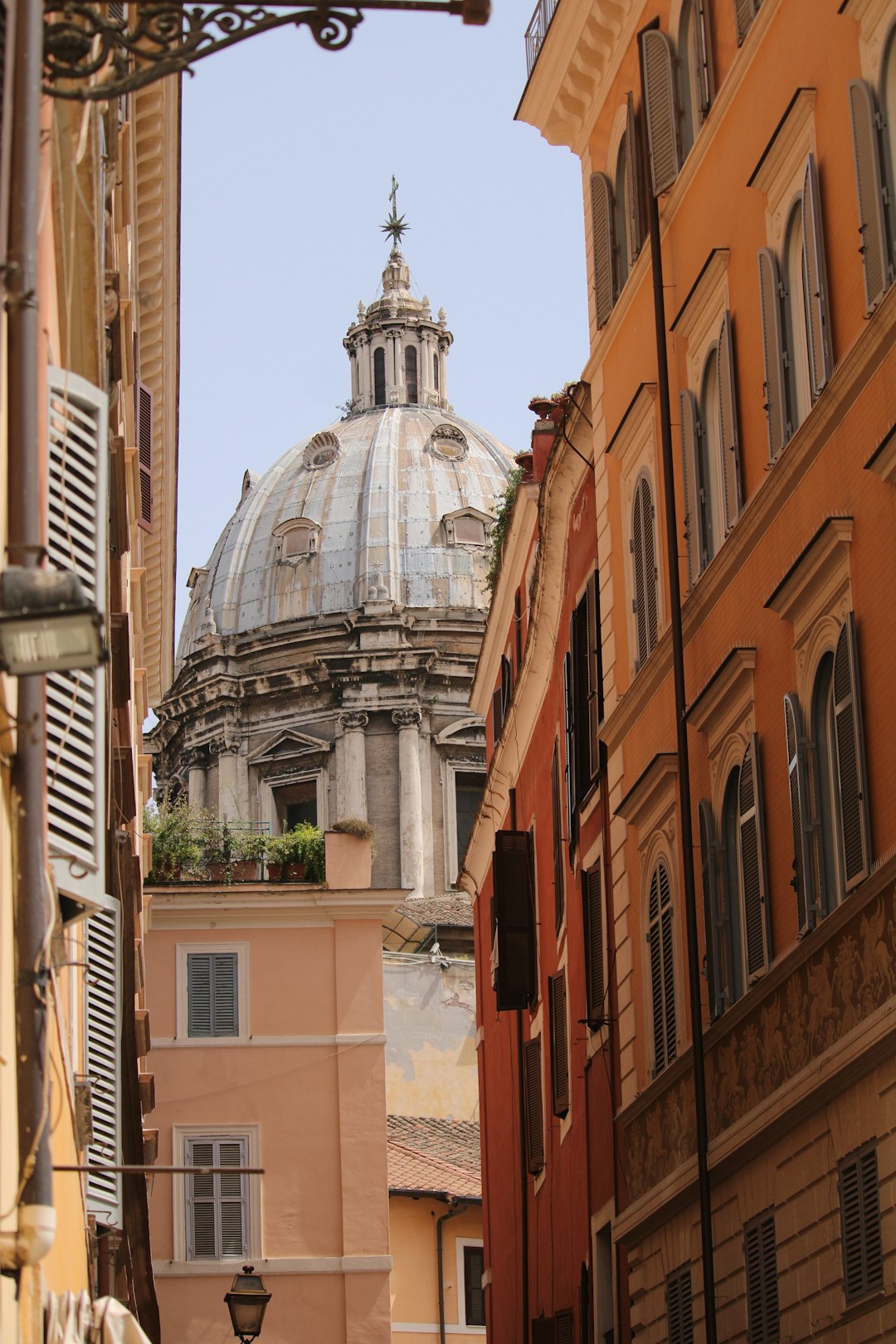 a domed building with a dome